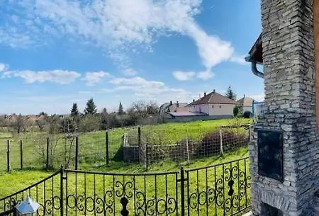 Greenpark Candy Apartments With Large Garden Close To Tokaj Bekecs Exterior photo