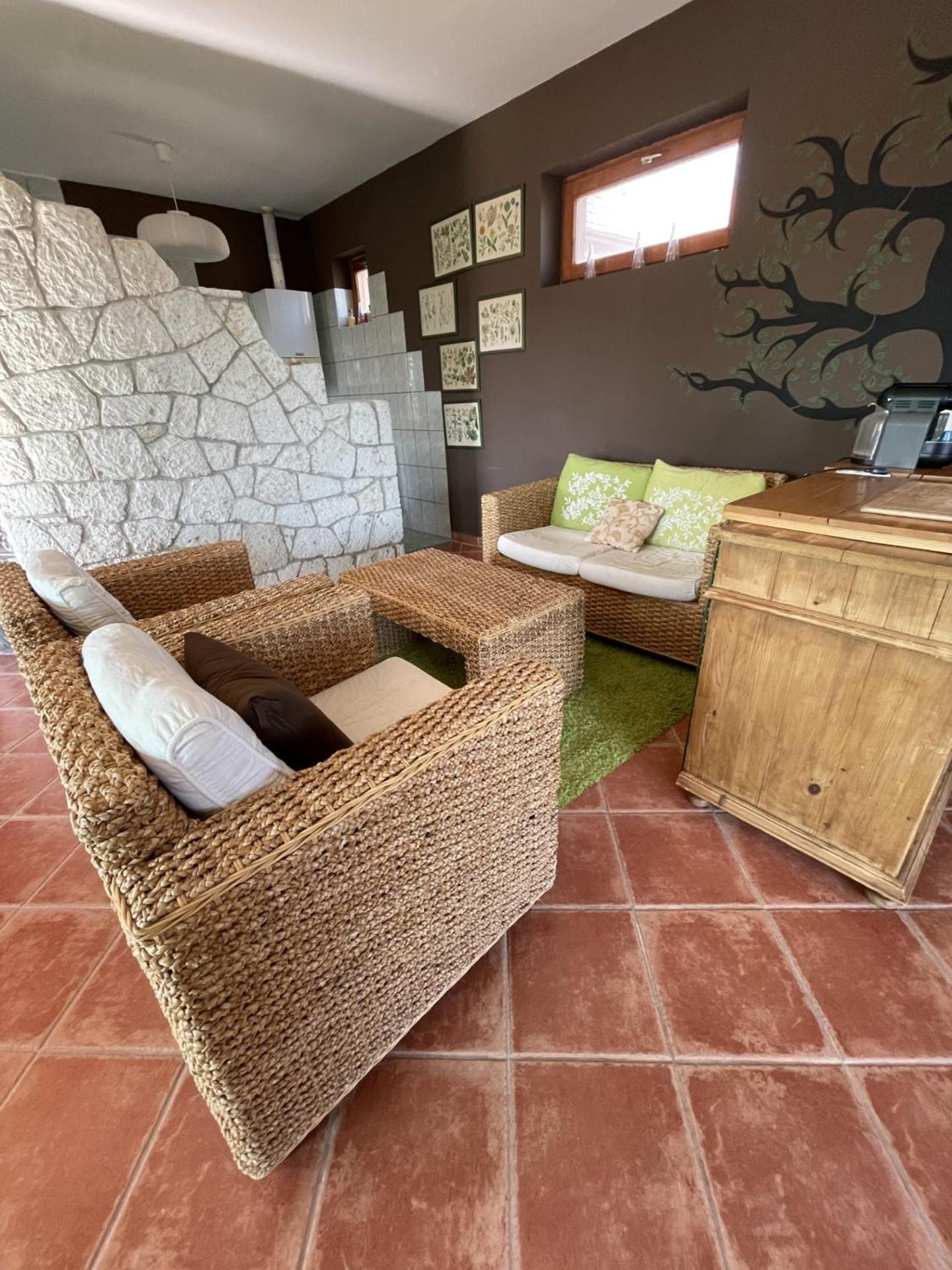 Apartment Greenpark Candy With Large Garden Close To Tokaj *